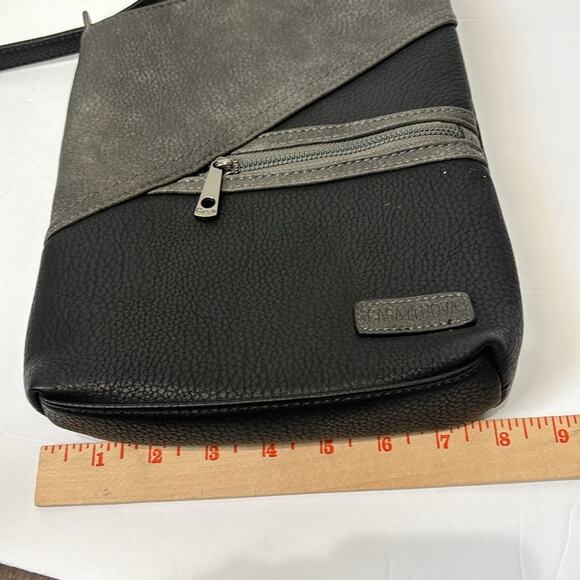 Casa diNova Vegan Crossbody Purse Black and Gray Pebbled Leather. Strap Adjusts - Picture 5 of 13